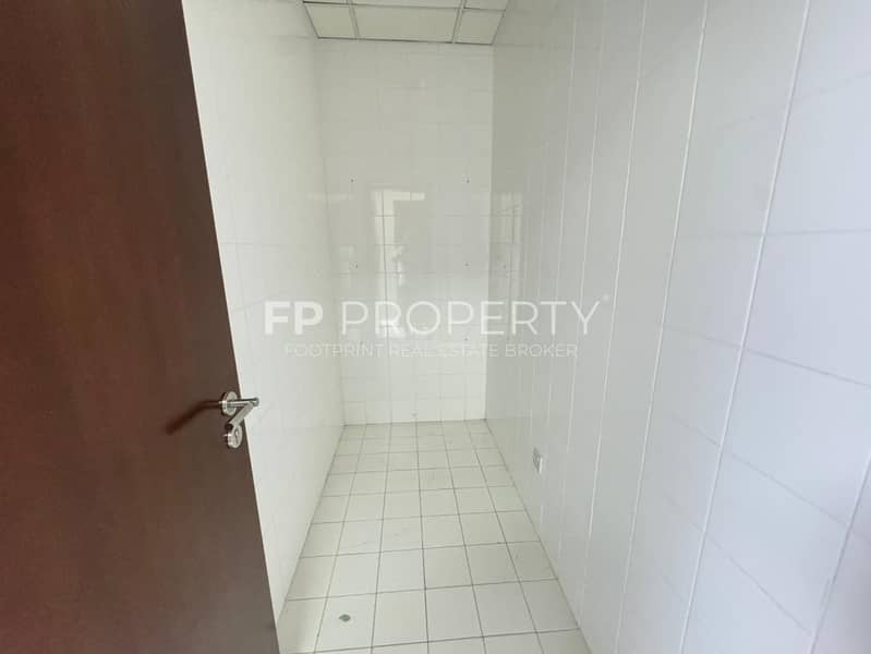 Luxury 5 Bedroom Apartment | High Floor | Full Sea View | Vacant - Image 25