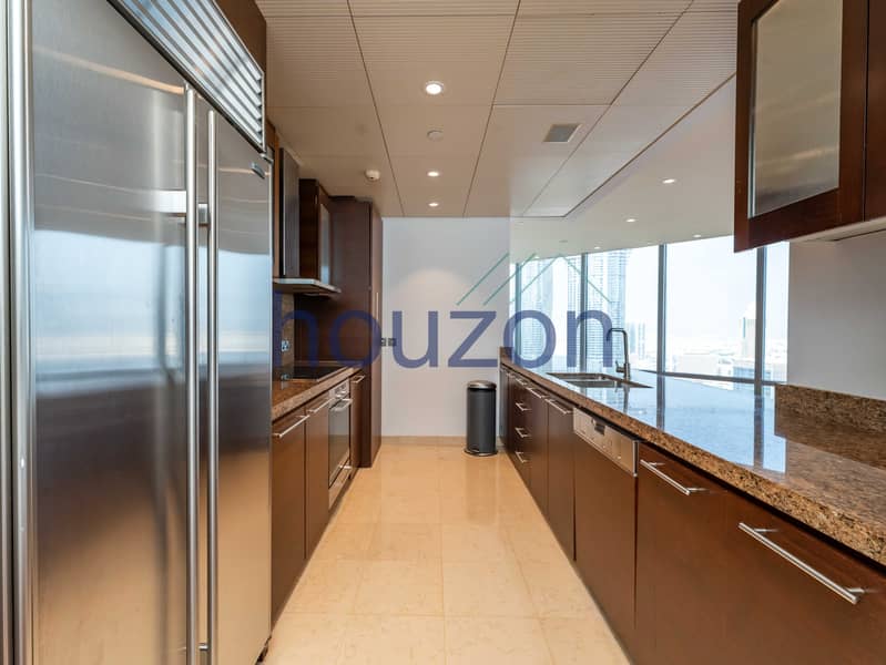 Spacious 3BR + M/R | Vacant | DIFC & Sea View - Image 9