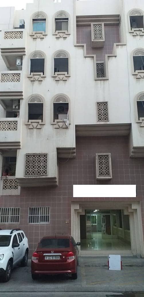 Building for Residential for Sale / Existing Income in Leased Apartments at Al Muraqabat Street, Diera, Dubai