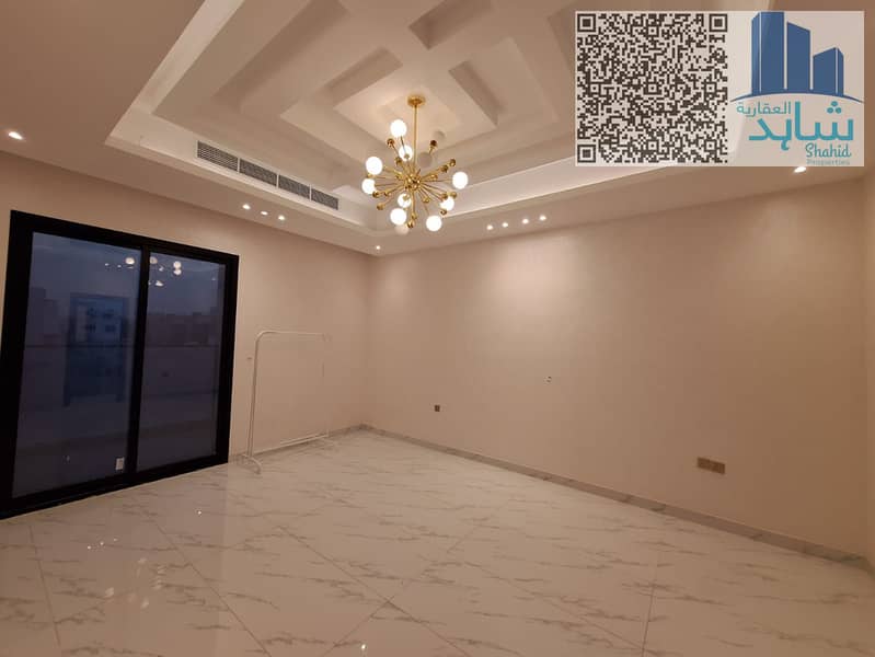 10 cdd64870-c8c7-4e98-9c21-cb28c358fedf. jpg