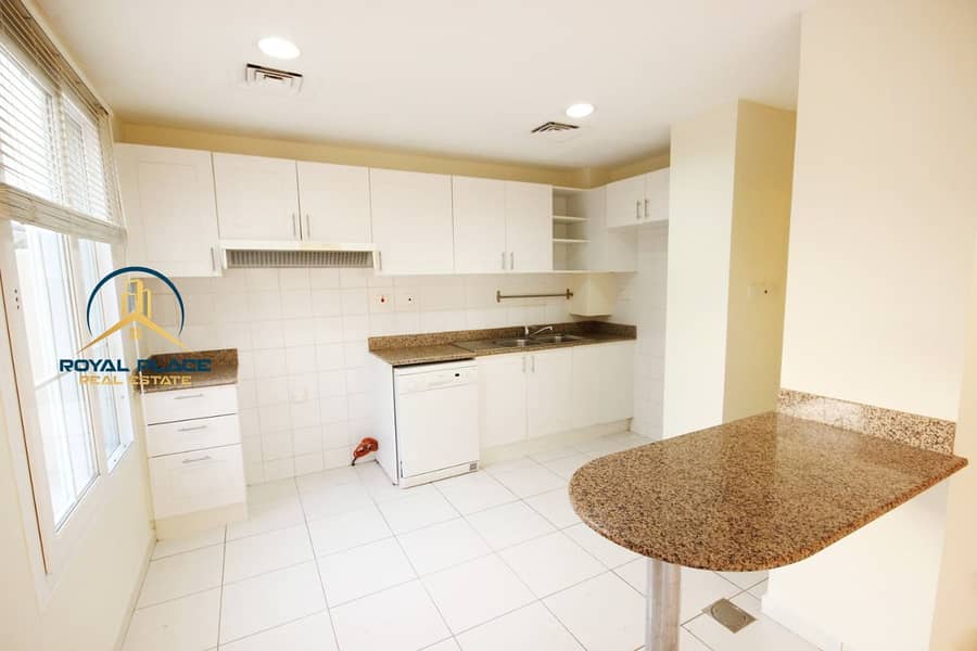 SINGAL ROW | PARK&POOL BACKING | SPECIOUS