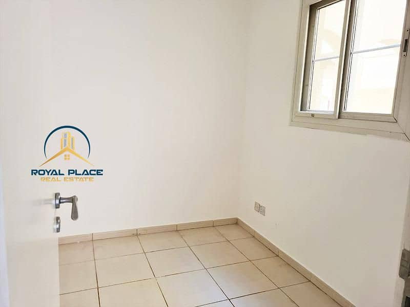 SINGAL ROW | PARK&POOL BACKING | SPECIOUS - Image 7