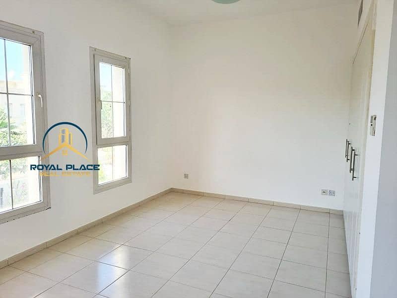 SINGAL ROW | PARK&POOL BACKING | SPECIOUS - Image 13