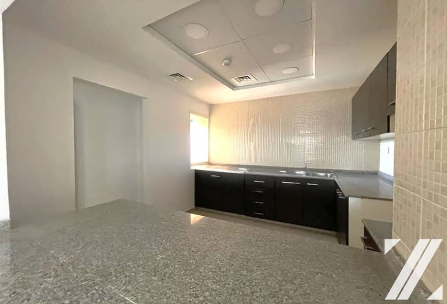 Well Maintained | Spacious 3 Beds | Community Living