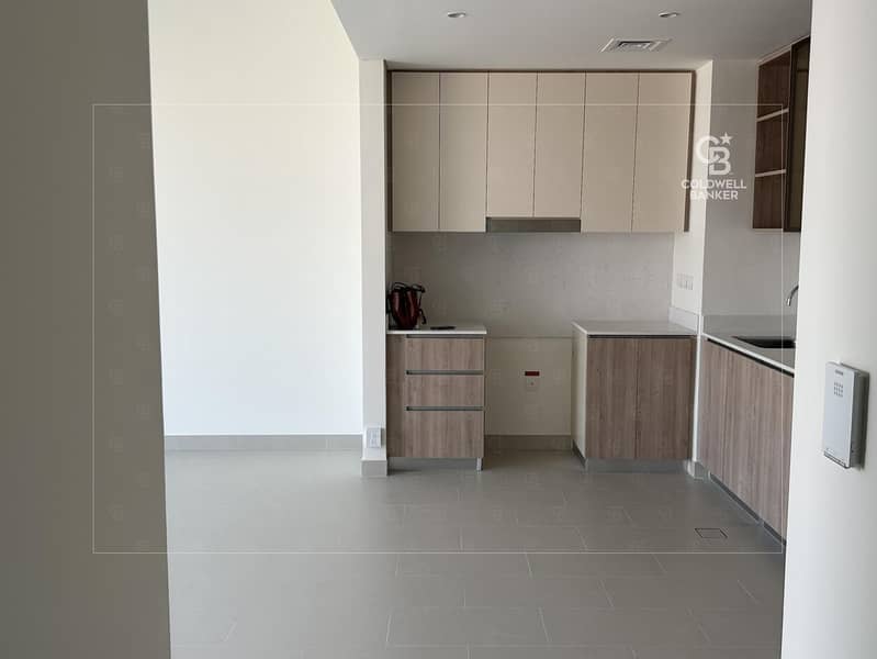 Modern 1-BHK Apartment for Rent in Park Field - Image 9