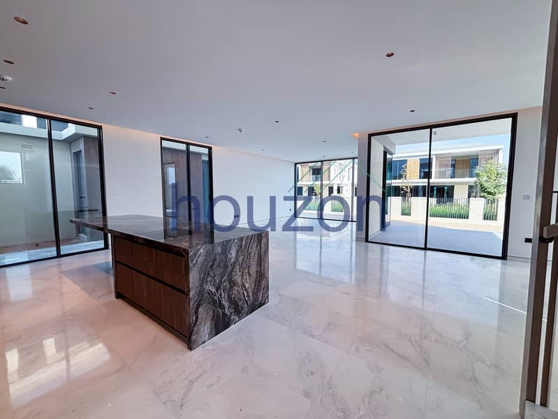 Brand New | Spacious 5BR | PV Unit | Private pool