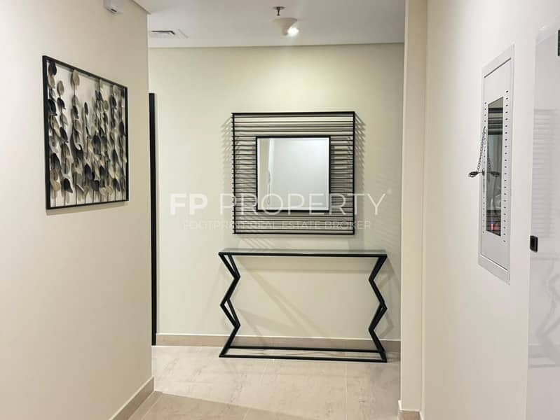 Luxury 3 Bedroom Furnished| Maids Room | Downtown - Image 6