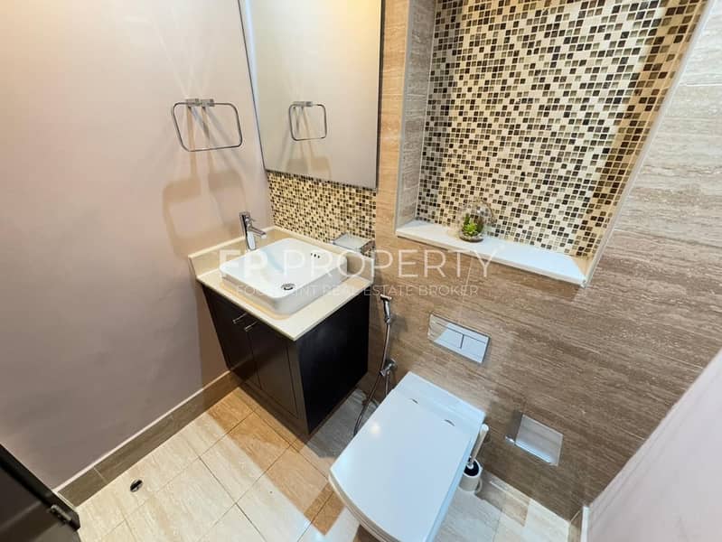 Stylish | Fully 3 Bedroom plus maids room | Downtown - Image 11