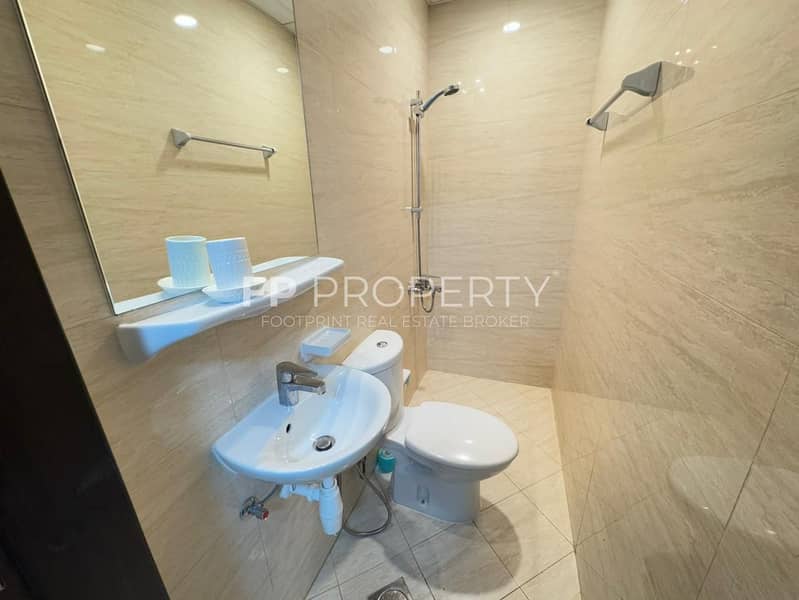 Stylish | Fully 3 Bedroom plus maids room | Downtown - Image 22