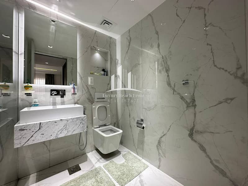 Upgraded | Marina View | High floor - Image 12