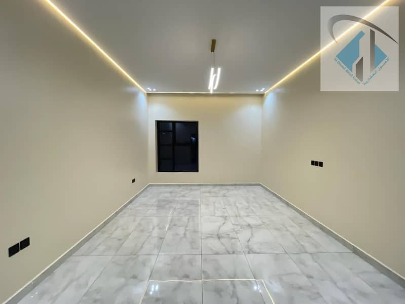 5 WhatsApp Image 2025-11-29 at 12.58. 28 PM(1). jpeg