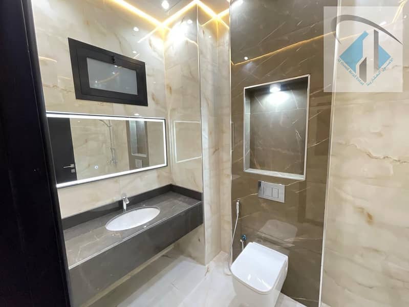 8 WhatsApp Image 2025-11-29 at 12.58. 29 PM. jpeg