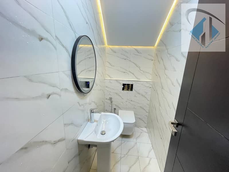 17 WhatsApp Image 2025-11-29 at 12.58. 34 PM(1). jpeg