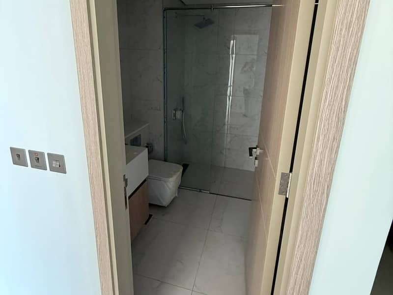 17 WhatsApp Image 2025-11-29 at 12.36. 44 (1). jpeg