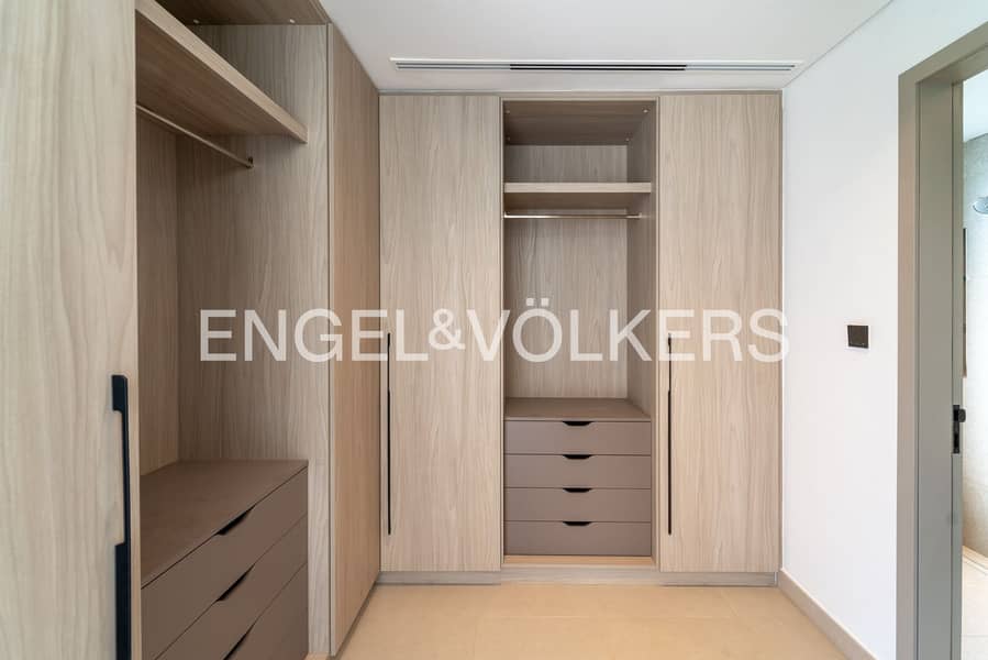 Three Floors | Single Row | Vacant - Image 14