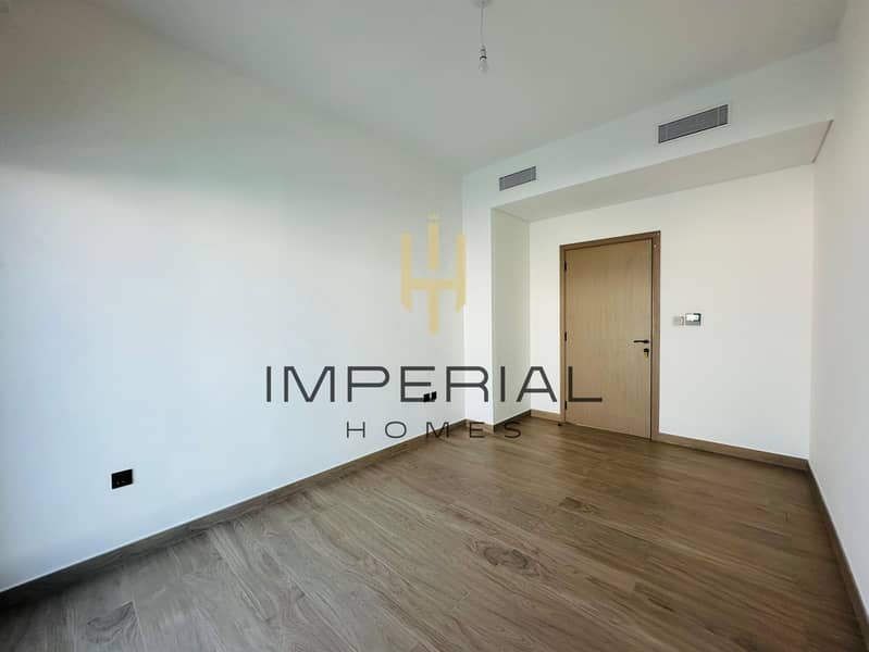 BRAND NEW | G+2 | 5 Bed | Corner Unit | @300k - Image 31