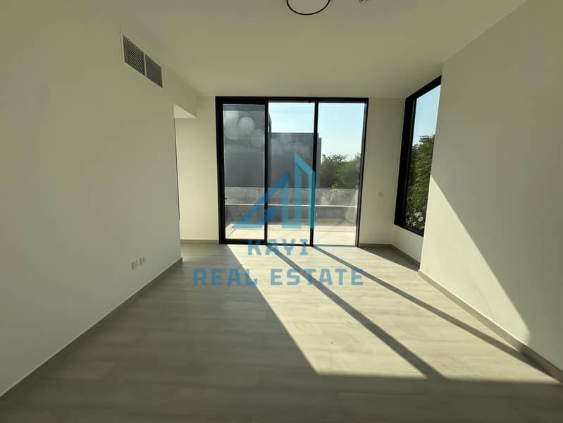 Lavish 5BR Villa | Landscaped Garden || Private Pool || Majlis - Image 24