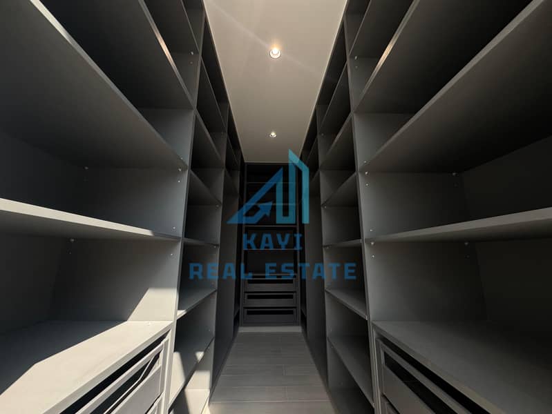 Lavish 5BR Villa | Landscaped Garden || Private Pool || Majlis - Image 26