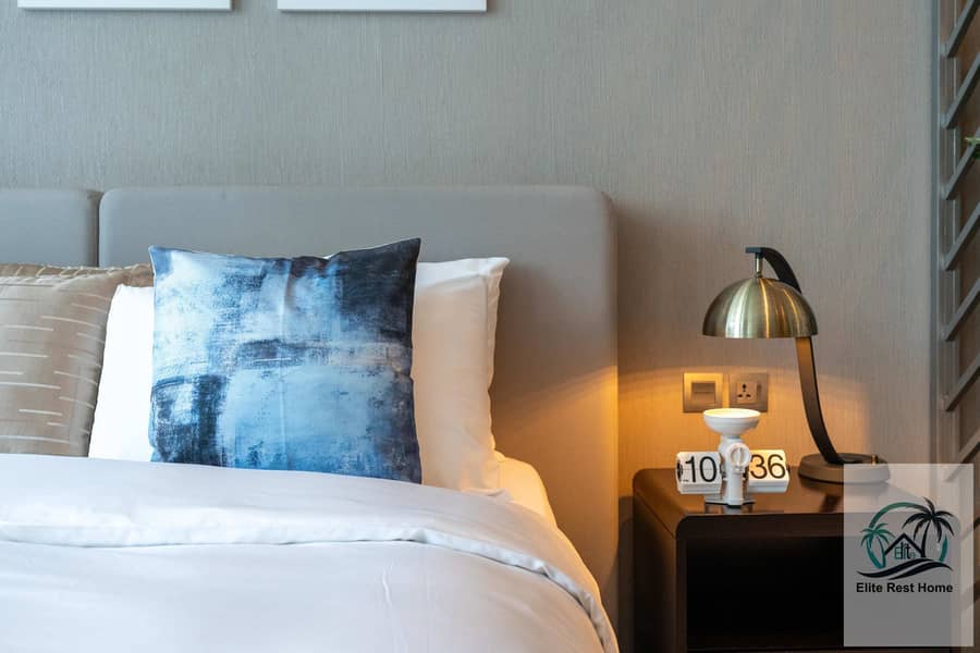 Modern Amenities, 24/7 Security, Swimming Pool, Gym, Spa, Prime Location Near Downtown Dubai, Dubai Mall, Burj Khalifa | Ideal for Business Travelers,