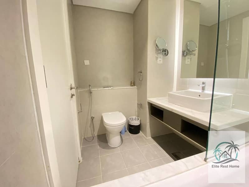 Luxury Fully Furnished Studio for Daily Rent in DAMAC Maison Prive | Canal Views, Modern Amenities, Prime Business Bay Location