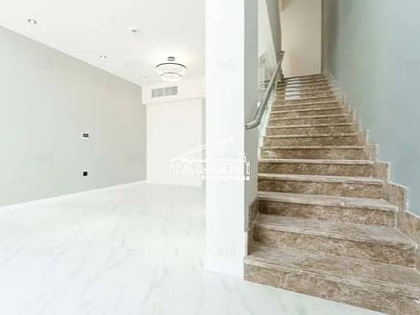 Contemporary Townhouse Design Ideal for Living - Image 6