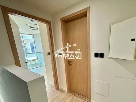 Contemporary Townhouse Design Ideal for Living - Image 8