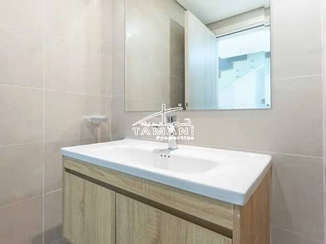 Contemporary Townhouse Design Ideal for Living - Image 13