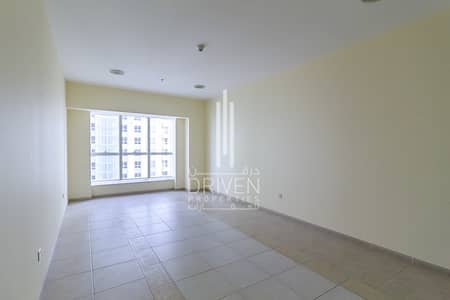 Vacant 2 Bedroom Apt with Partial Sea View Vacant 2 Bedroom Apt with Partial Sea View