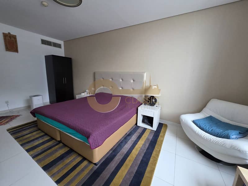 SPACIOUS UNIT | PRIME LOCATION | CANAL VIEWS - Image 7