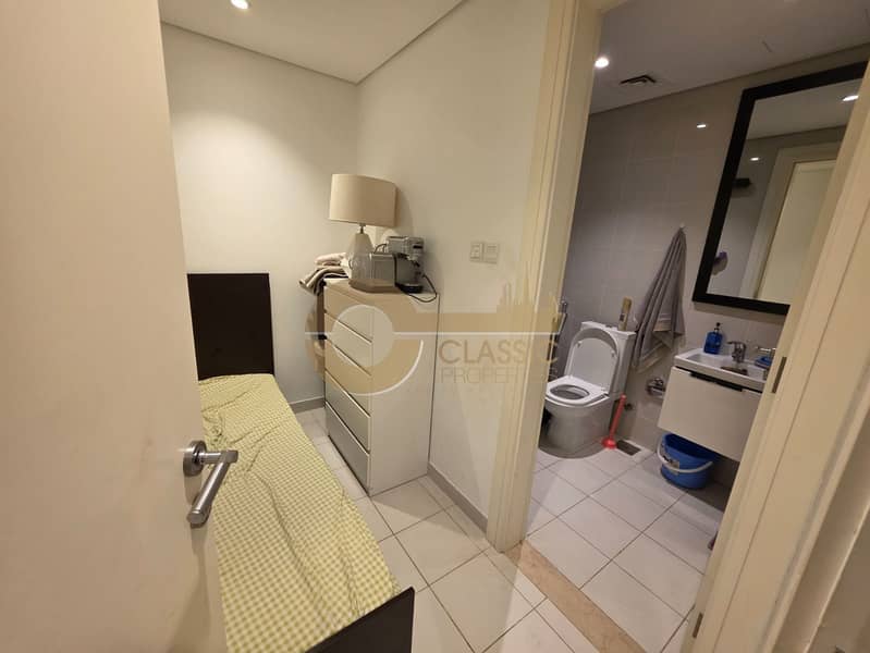 SPACIOUS UNIT | PRIME LOCATION | CANAL VIEWS - Image 12