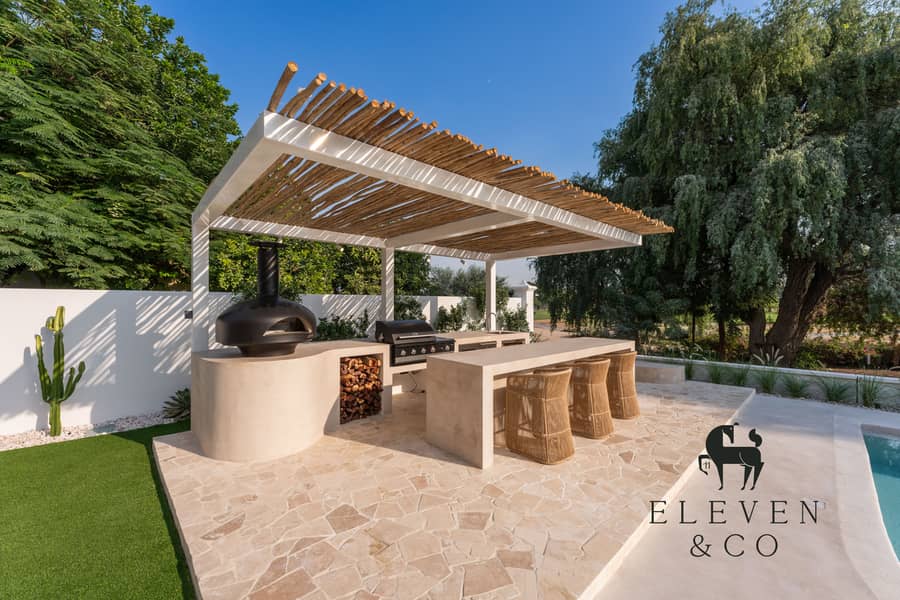 Exclusive | Luxury Renovated Villa with Golf Views - Image 12