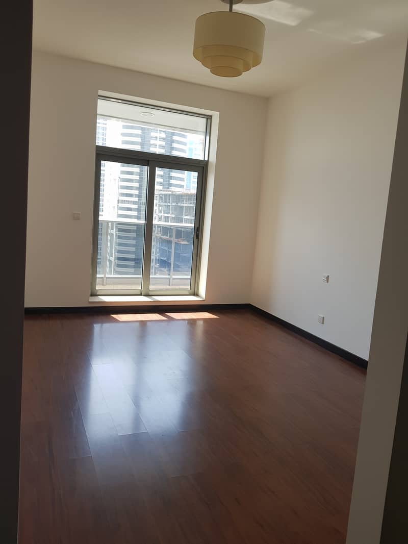best deal 2b/room+maid with lake view in green lake tower s2 best deal 2b/room+maid with lake view in green lake tower s2