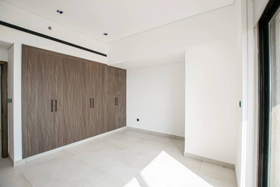 Available I Unfurnished I Bright Unit - Image 9