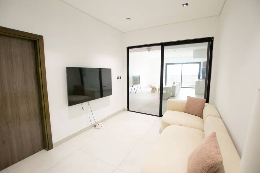 Available I Unfurnished I Bright Unit - Image 22