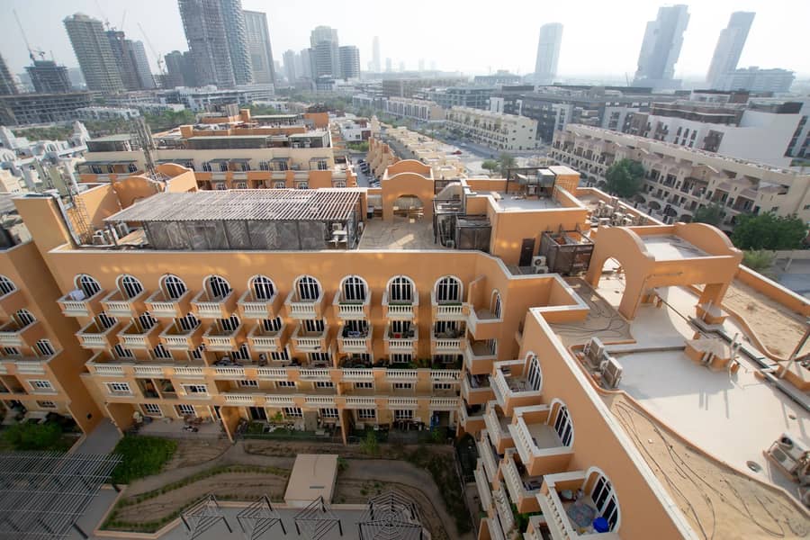 Available I Unfurnished I Bright Unit - Image 27