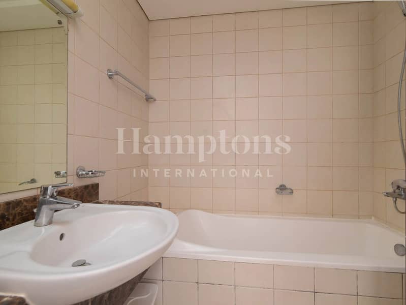 Notice Served | Open Kitchen | With Balcony - Image 9