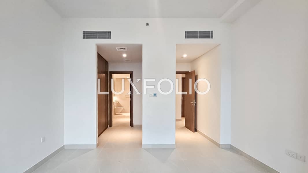 Corner Unit | Vacant | Canal and Park Views - Image 17