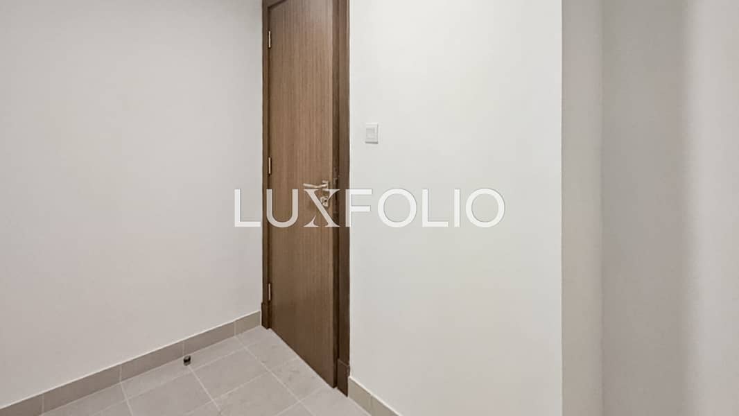 Corner Unit | Vacant | Canal and Park Views - Image 21