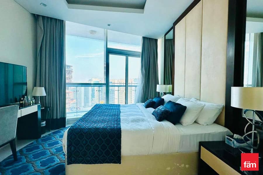 Burj Khalifa view | High floor | Vacant - Image 7