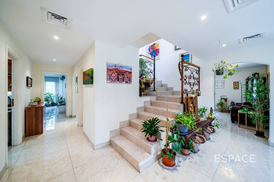 5 Bedroom | Vacant On Transfer | Private