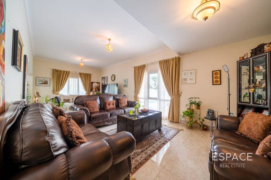 5 Bedroom | Vacant On Transfer | Private - Image 7