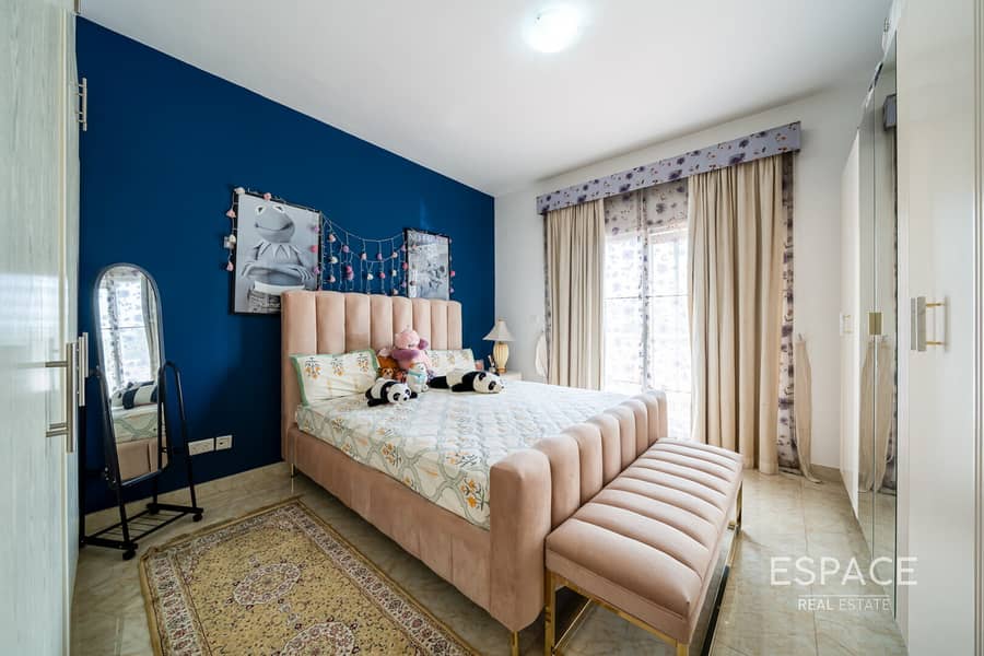 5 Bedroom | Vacant On Transfer | Private - Image 12