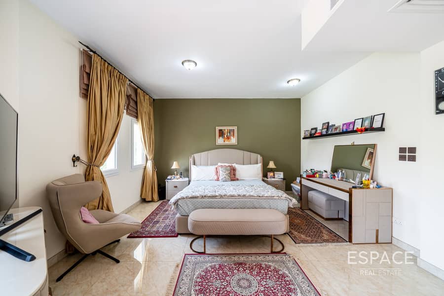 5 Bedroom | Vacant On Transfer | Private - Image 16