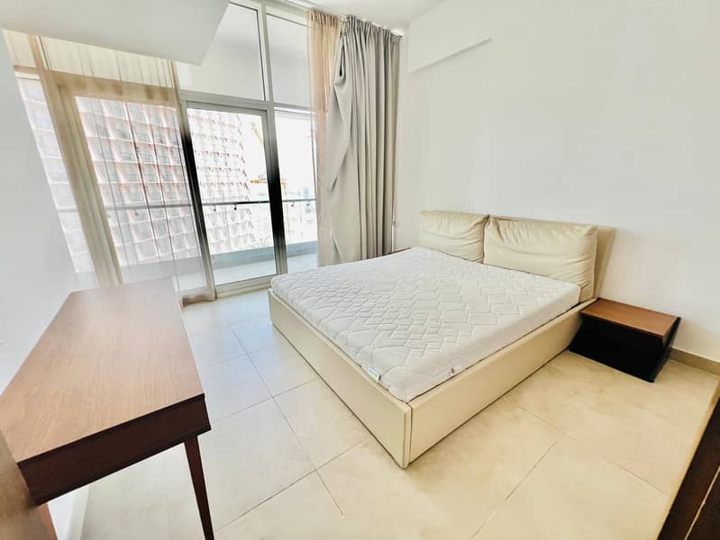 Furnished 1 BHK |Spacious | All Amenities Are Available |