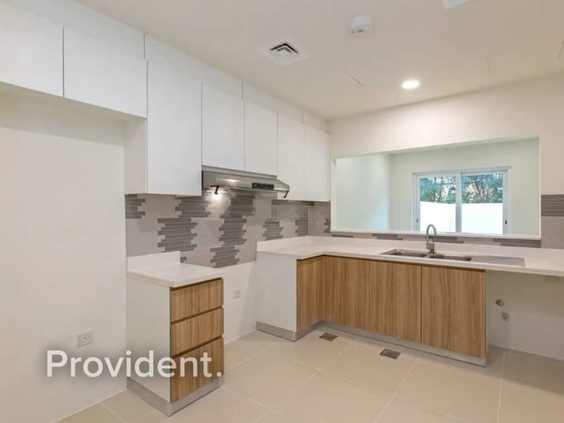 Community View | Large Layout | Vacant Soon