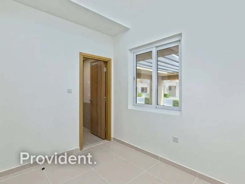 Community View | Large Layout | Vacant Soon - Image 12