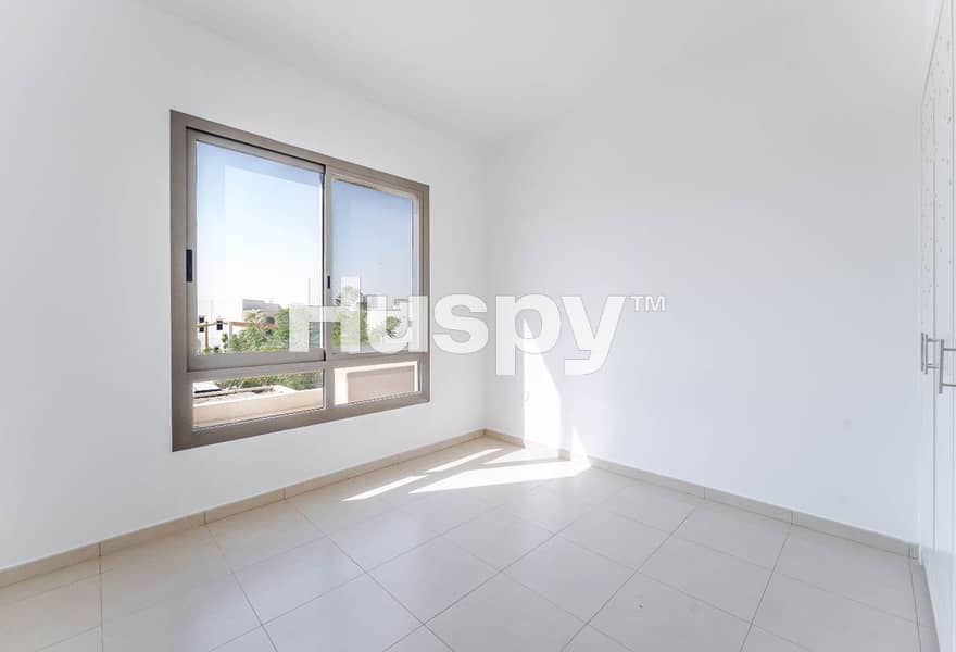 Ready To Move | Unfurnished | Open Plan - Image 11