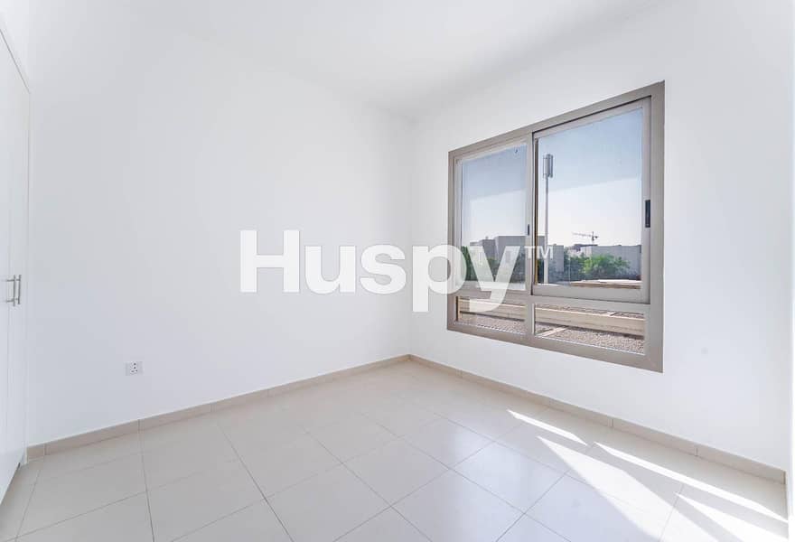 Ready To Move | Unfurnished | Open Plan - Image 12