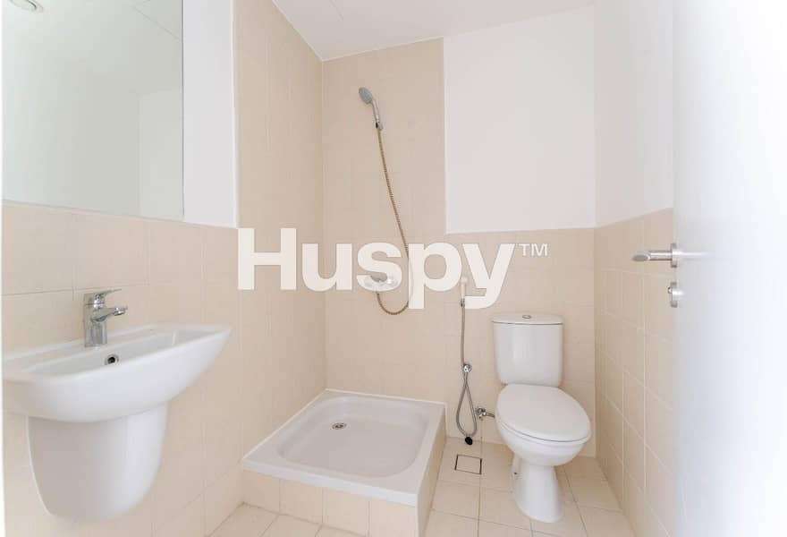 Ready To Move | Unfurnished | Open Plan - Image 15