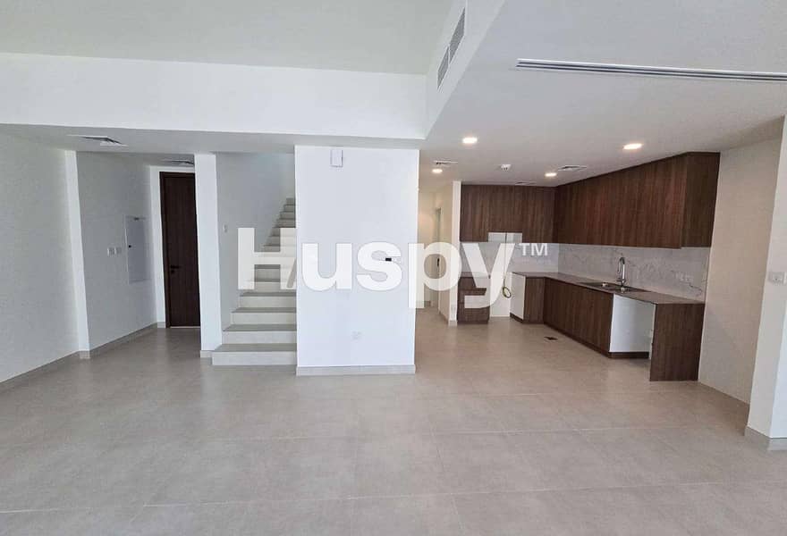 Brand New | Vacant | Close To Entrance